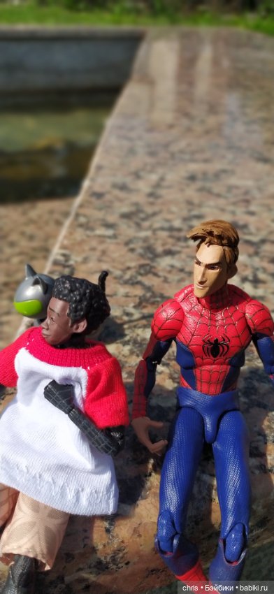 Парни на прогулке ( Экшен фигурки Spiderverse) (фото 8)