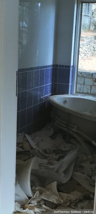 Отель -призрак Eco Dream Club. Турция, Чемьюва. Часть 2