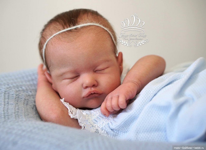 Angelina скульптора Shi Mrofka скульптора Jessica Casquero