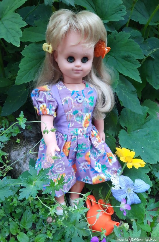 Аурелия знакомится с садом (фото 5)