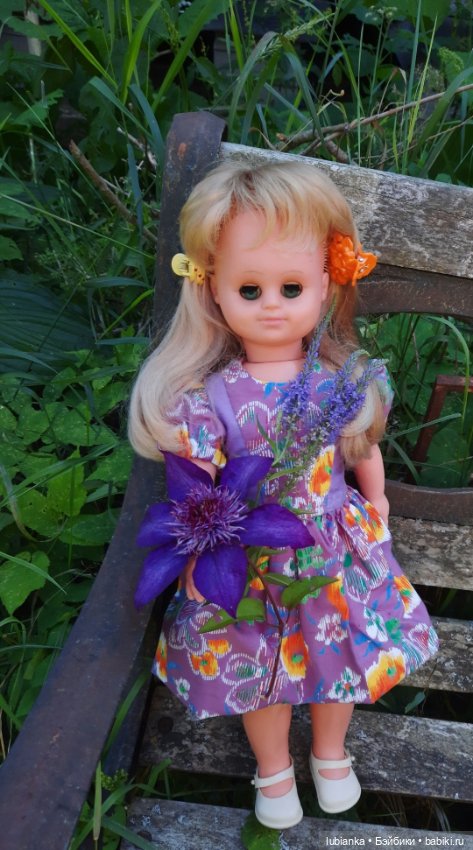 Аурелия знакомится с садом