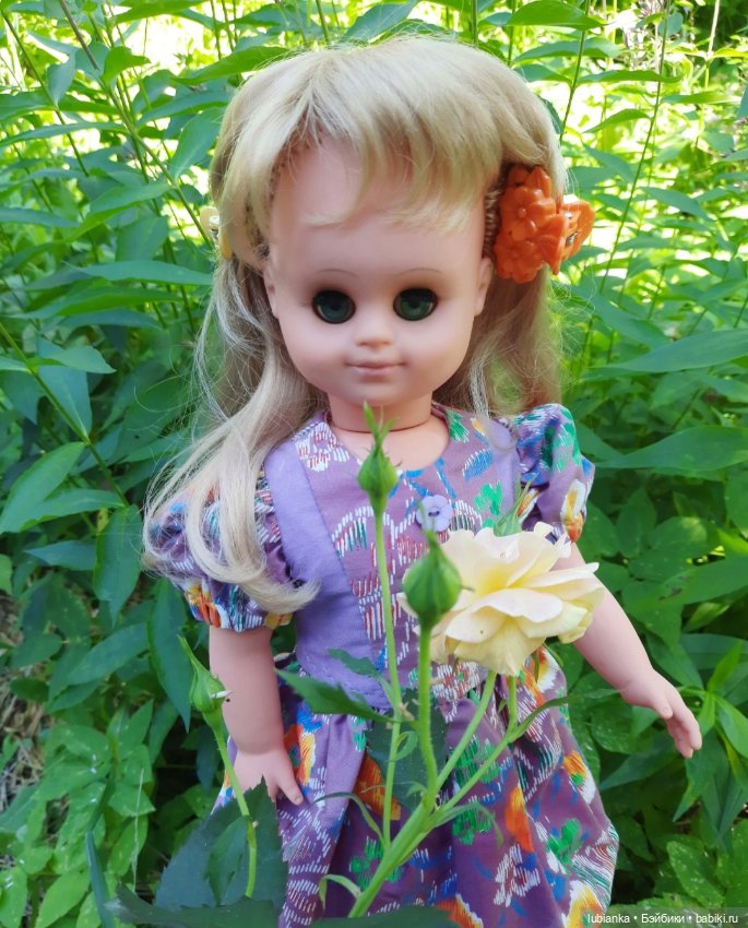 Аурелия знакомится с садом