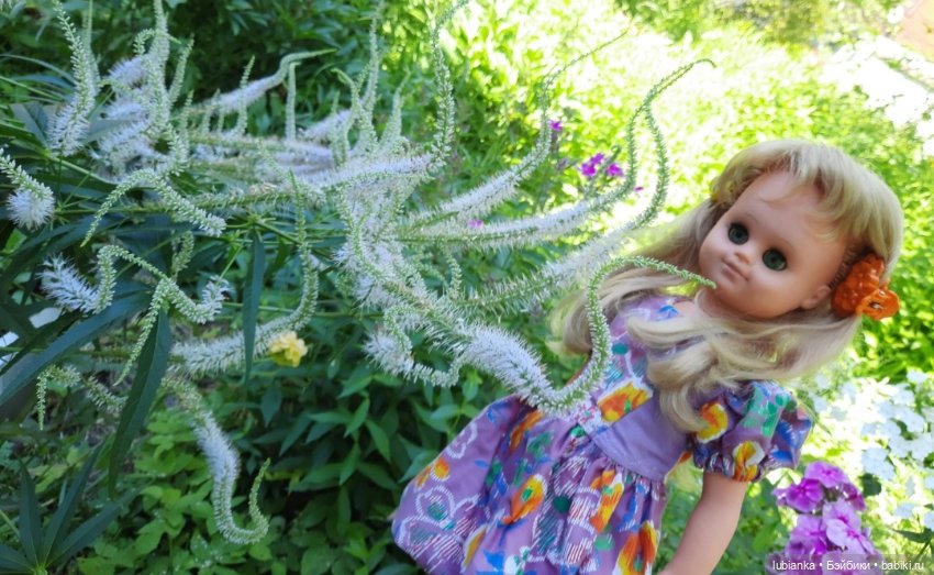 Аурелия знакомится с садом (фото 8)