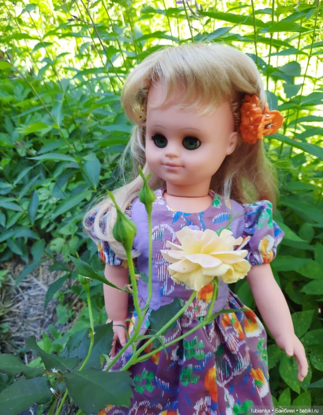 Аурелия знакомится с садом