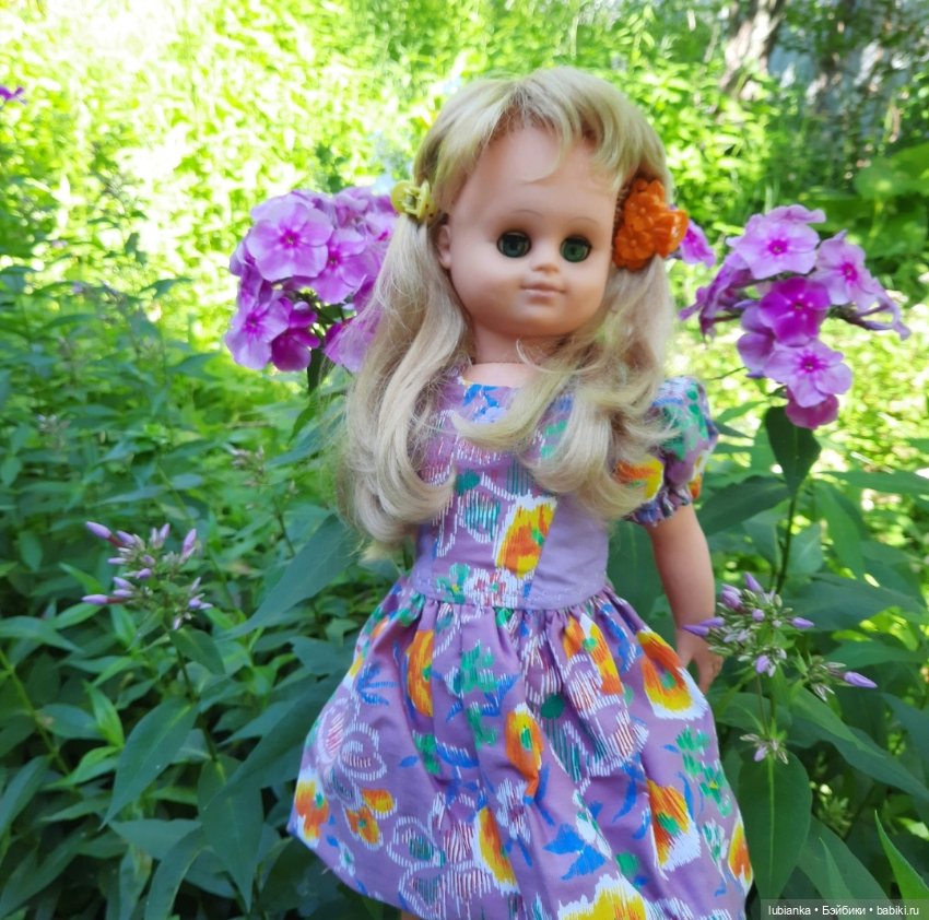 Аурелия знакомится с садом