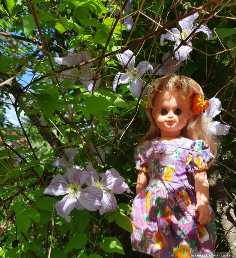 Аурелия знакомится с садом