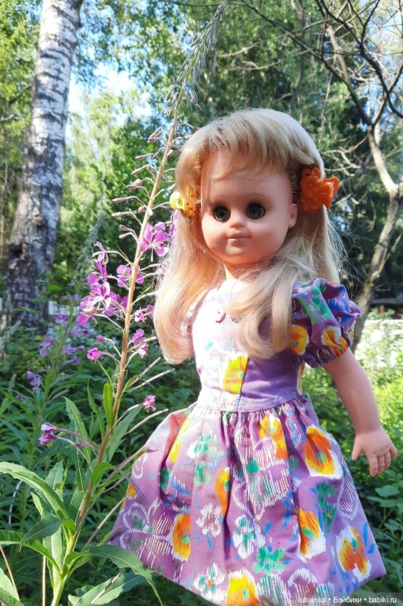 Аурелия знакомится с садом