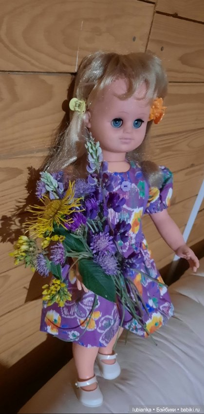 Аурелия знакомится с садом