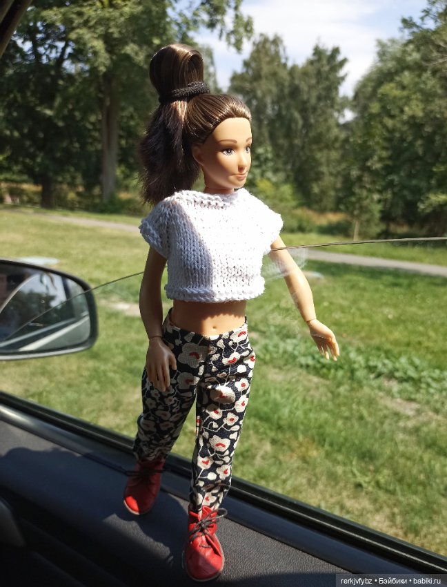Энни на прогулке — Аналоги Барби и куклы 1/6: клоны 90