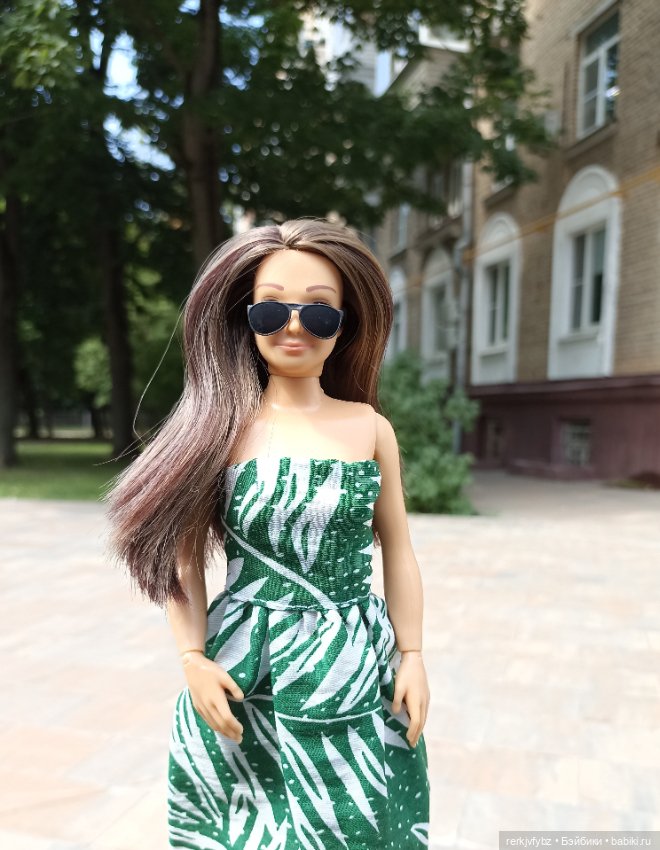 Энни на прогулке — Аналоги Барби и куклы 1/6: клоны 90 (фото 3)