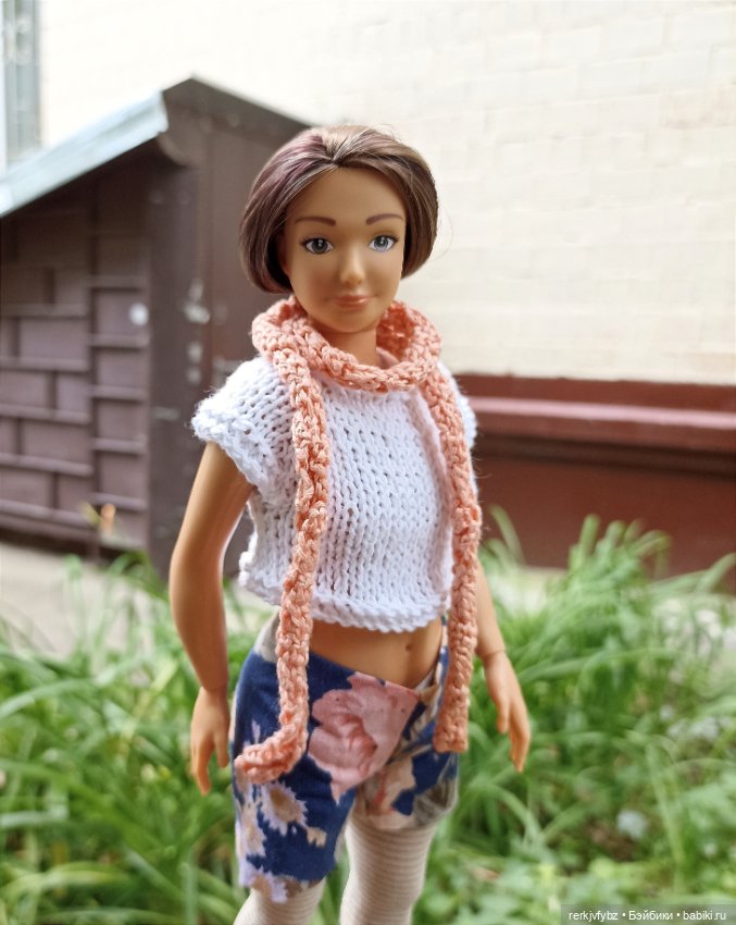 Энни на прогулке — Аналоги Барби и куклы 1/6: клоны 90