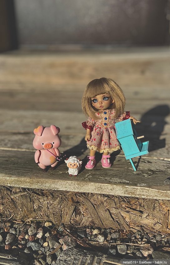 Манюня и новое платье. Или Пиги спешит на помощь