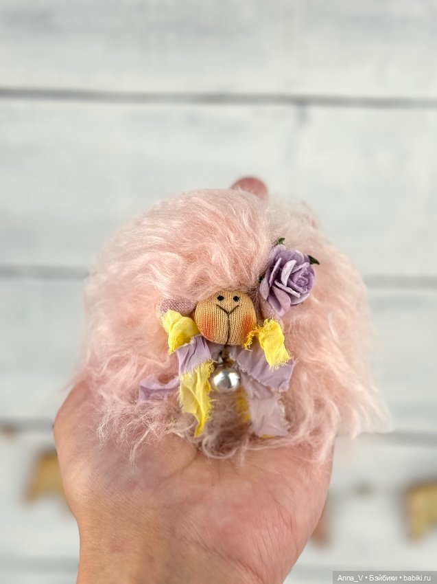 Мини овечка Дуся — Текстильные игрушки и примитивы: кофейные (фото 2)