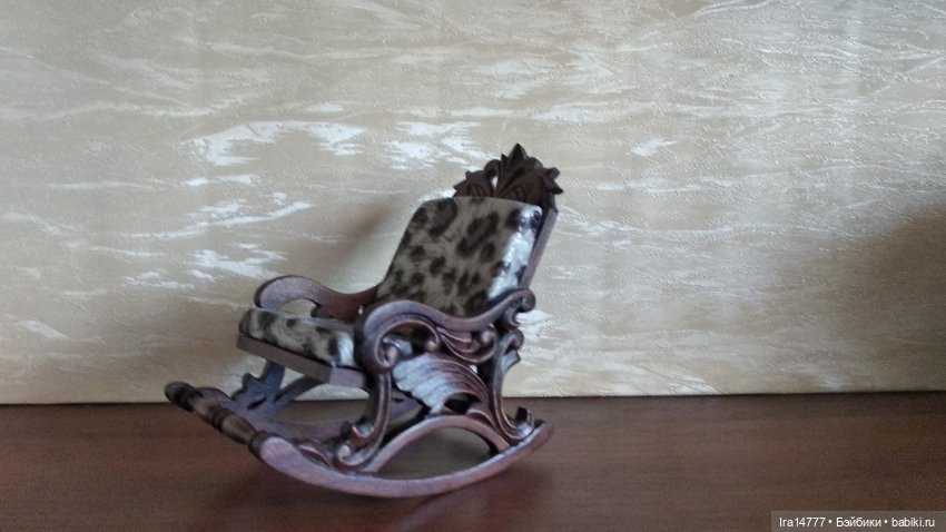 Весь ассортимент диванчиков для ваших малышек ростом до 18 см