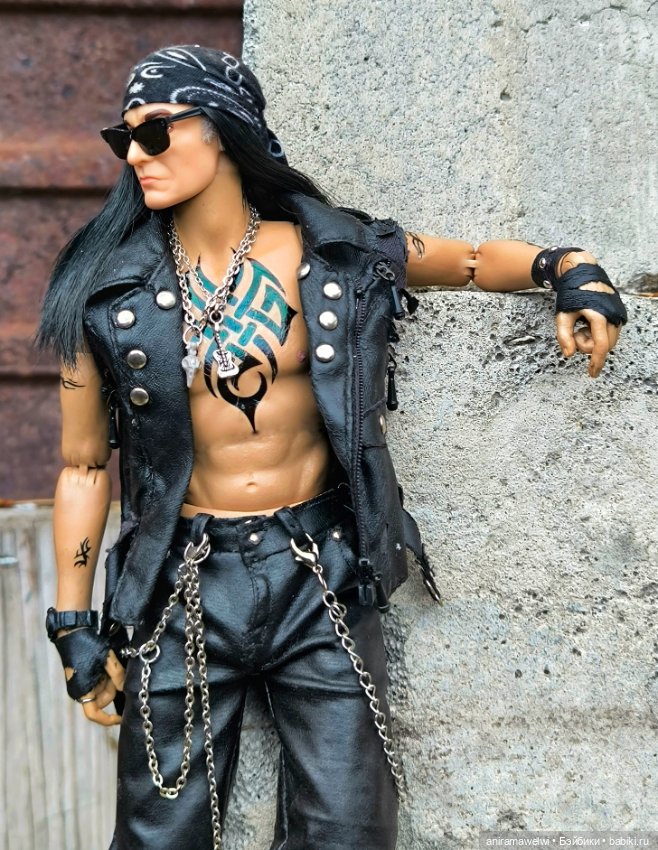 Назгулы, фотосет на развалинах