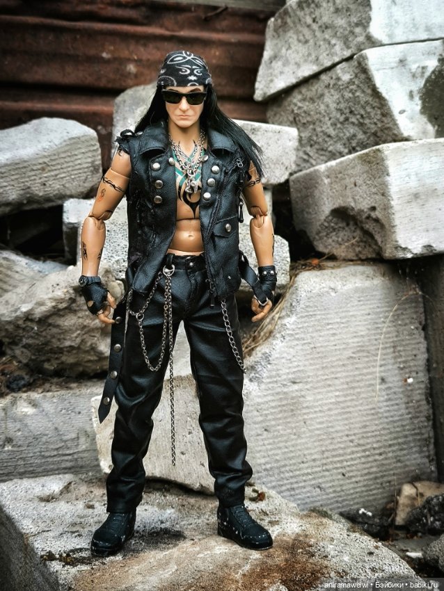 Назгулы, фотосет на развалинах