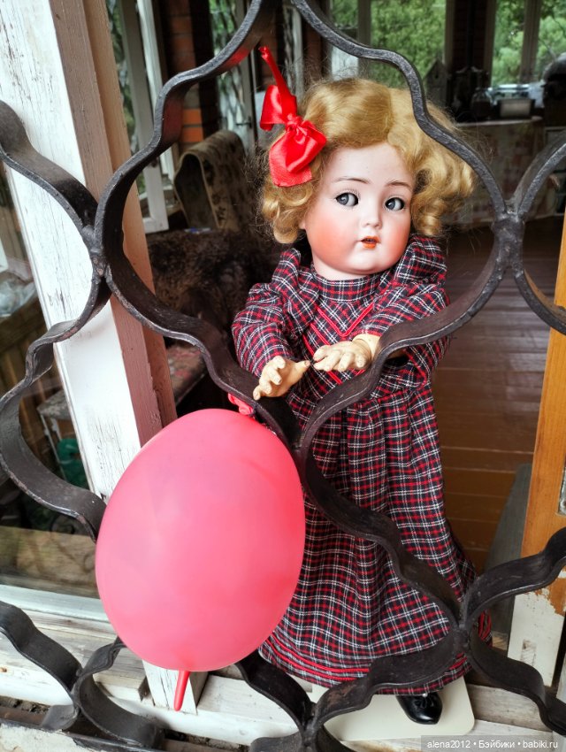 А шарик улетел — Антикварные куклы Kämmer & Reinhardt (K*R): характерные