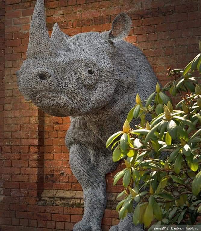 Необычные скульптуры из проволоки Kendra Haste (фото 9)