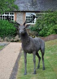 Необычные скульптуры из проволоки Kendra Haste