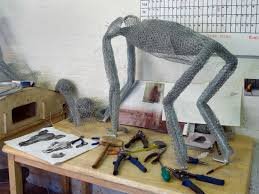 Необычные скульптуры из проволоки Kendra Haste