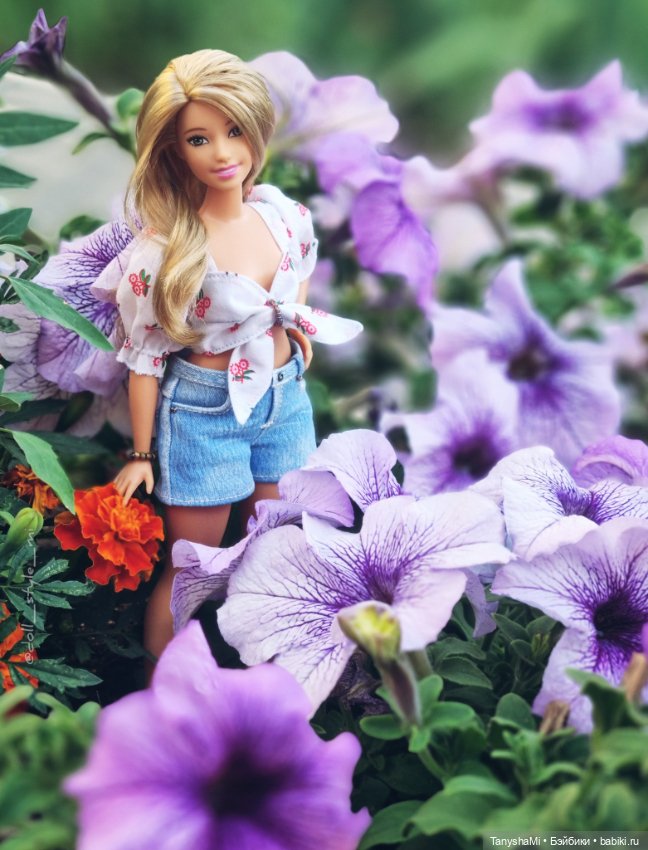 Барби Пышки в летних образах