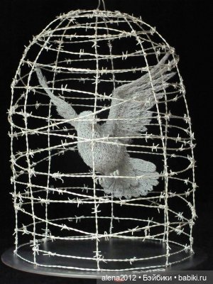 Шедевры из проволоки и коряг от художника Ивана Ловатта