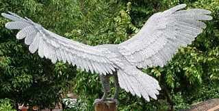 Шедевры из проволоки и коряг от художника Ивана Ловатта