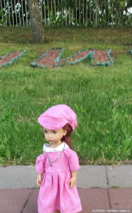 Прогулка со Светочкой по местным окрестностям