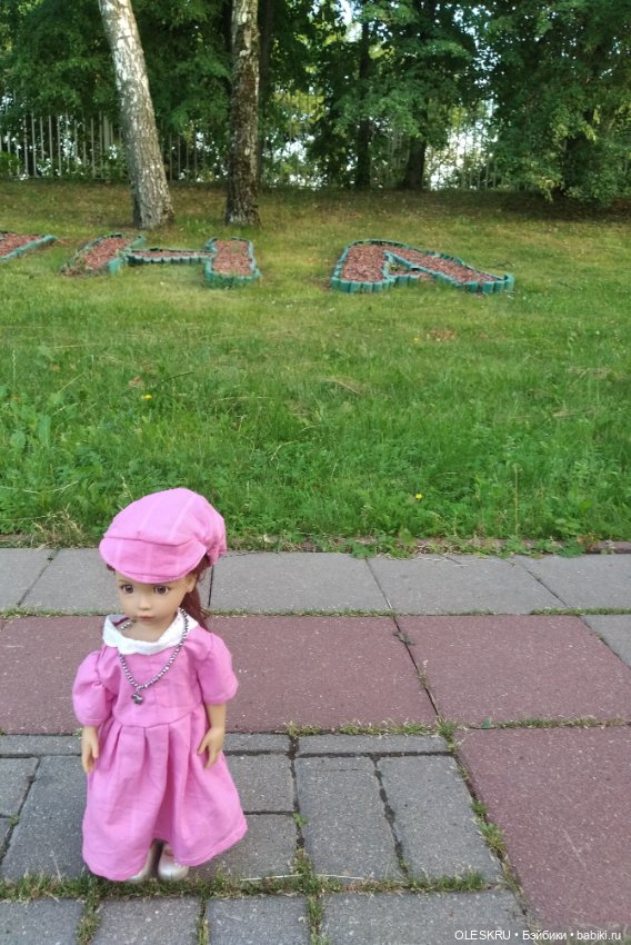 Прогулка со Светочкой по местным окрестностям