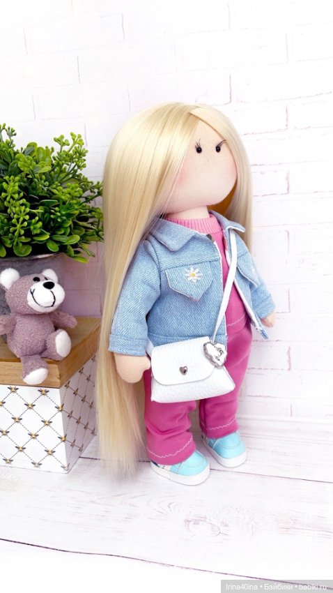 Кукла игровая с набором одежды (фото 5)