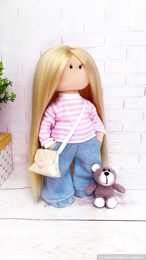 Кукла игровая с набором одежды (фото 9)