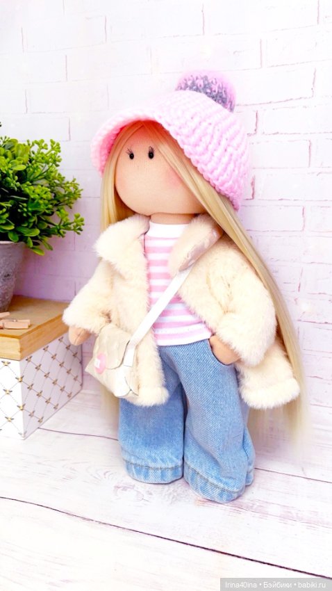 Кукла игровая с набором одежды (фото 8)