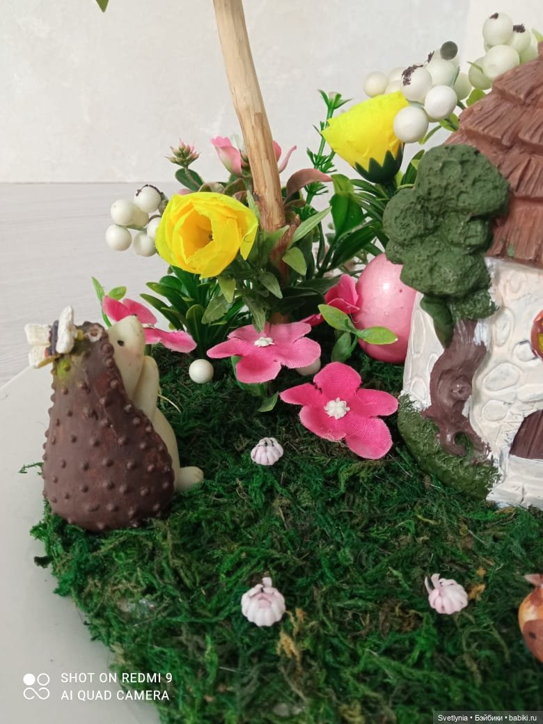 Ёжик и цветочек — Авторские игрушки из разных материалов: синельная проволока