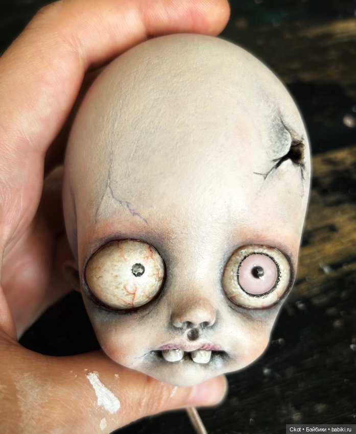 Маленькая мертвая девочка Ленор