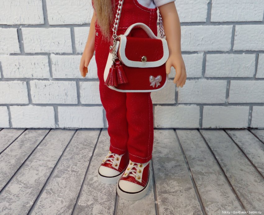 Дамские сумочки для кукол Паола Рейна