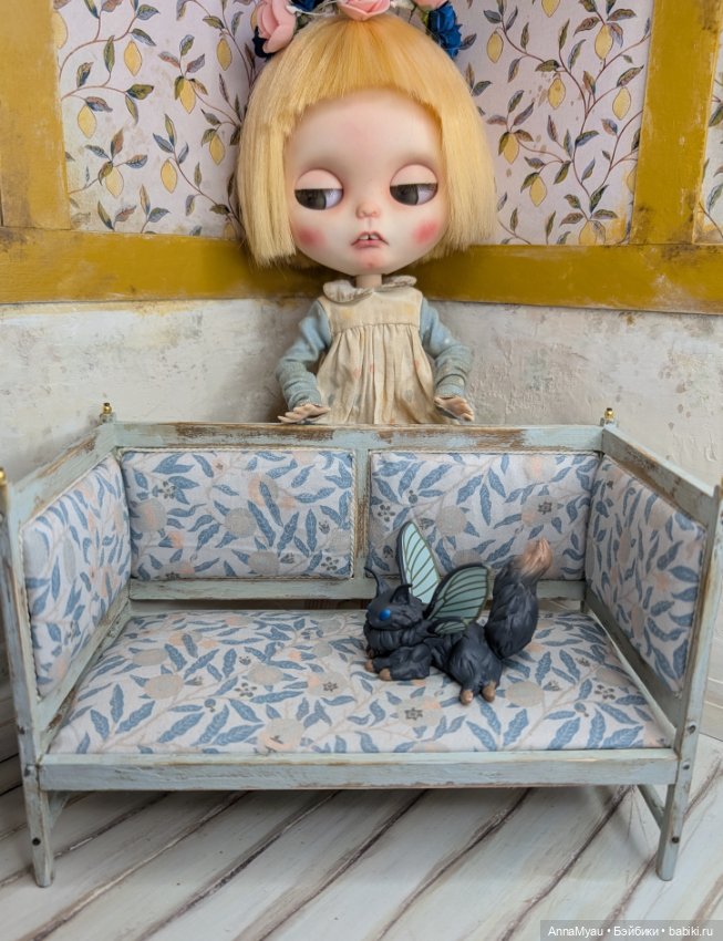 Новая старая диван-софа — Мебель для кукол и домиков: фото