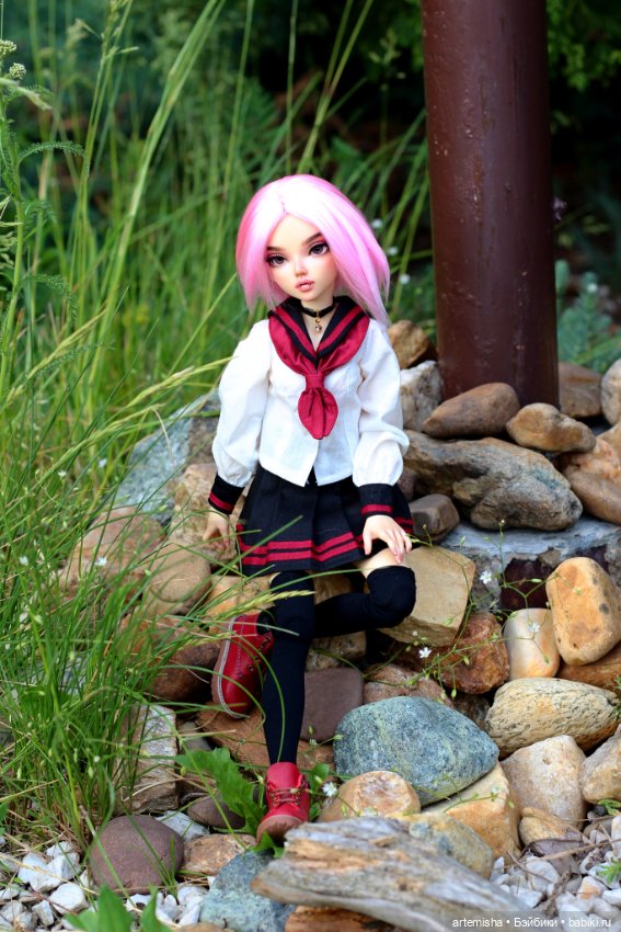 Смена образа вампирши Хлои (фото 3)