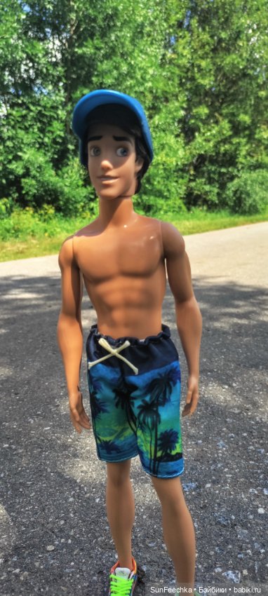 Живёт такой парень — Коллекции игровых кукол (Playline): фото полок (фото 3)