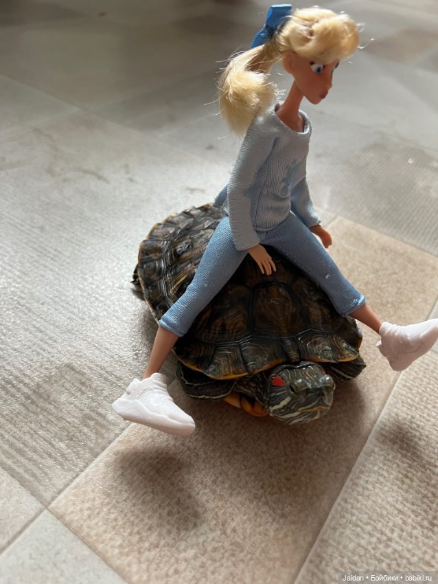 Три удивляшки — Коллекции игровых кукол (Playline): фото полок (фото 5)