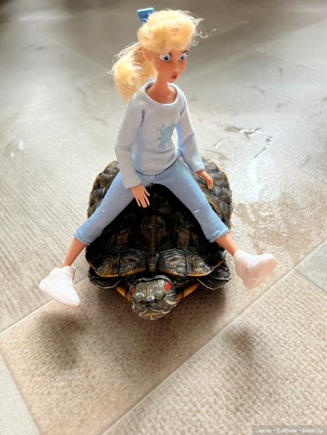 Три удивляшки — Коллекции игровых кукол (Playline): фото полок (фото 4)