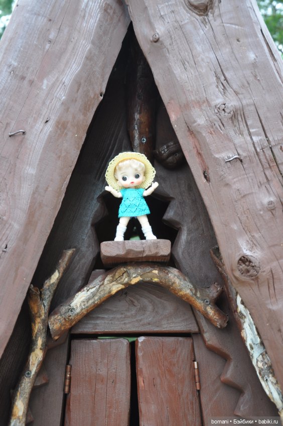 Бусинка и Лялечка в горном парке имени П. П. Бажова (фото 3)