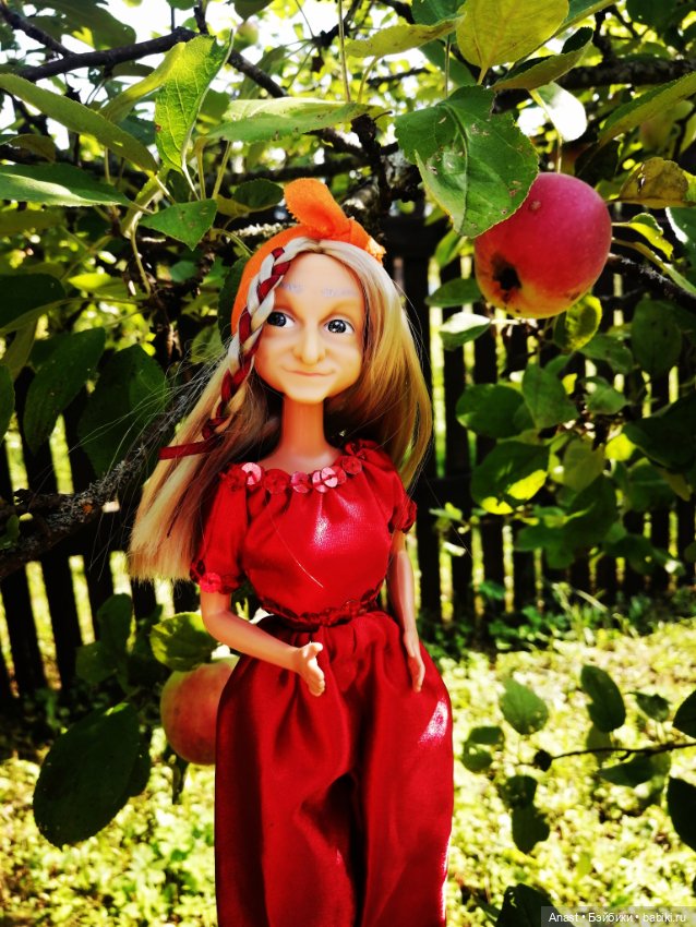 Стильная Баба Яга на отдыхе (фото 4)