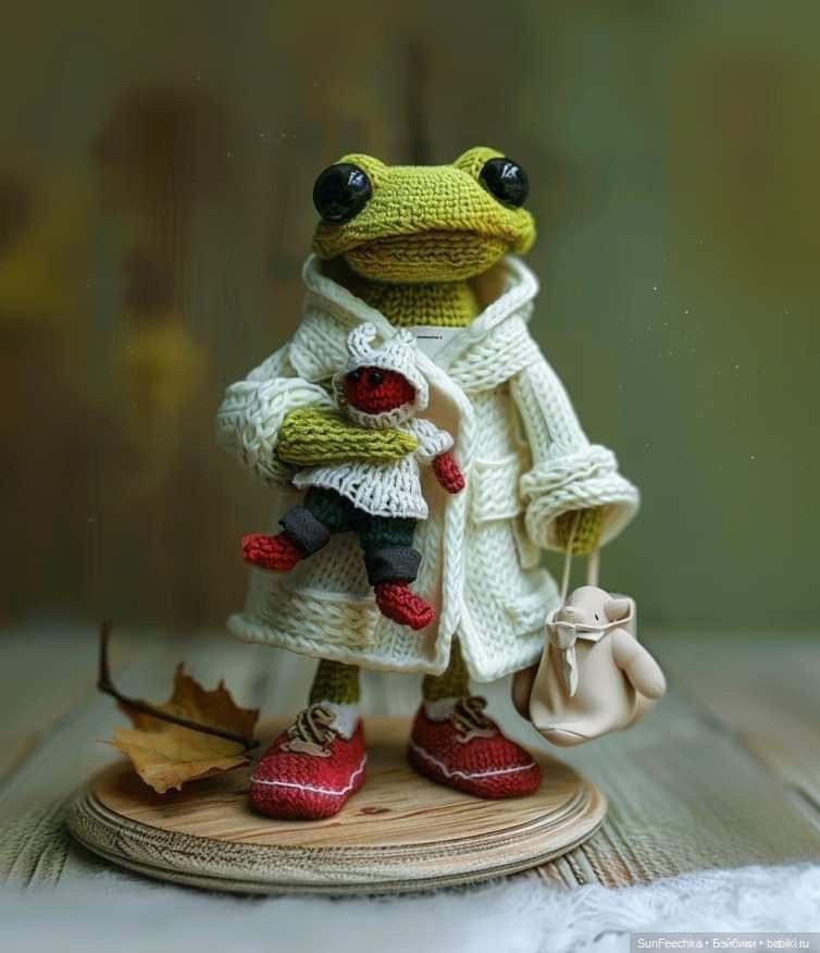 Один день из жизни вязаной лягушки 🐸 (фото 10)