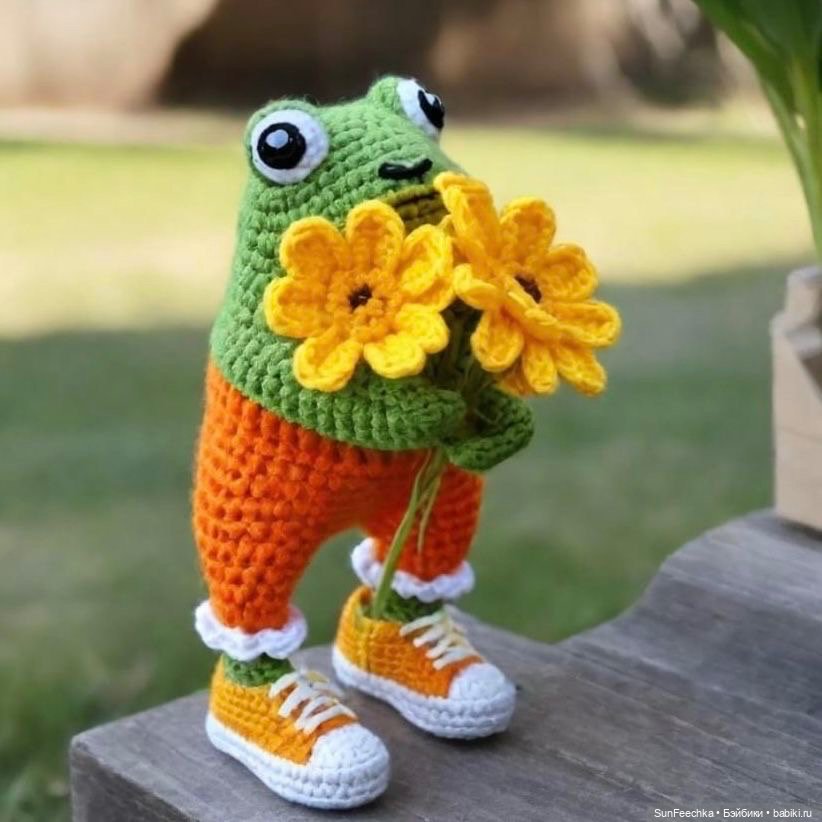 Один день из жизни вязаной лягушки 🐸