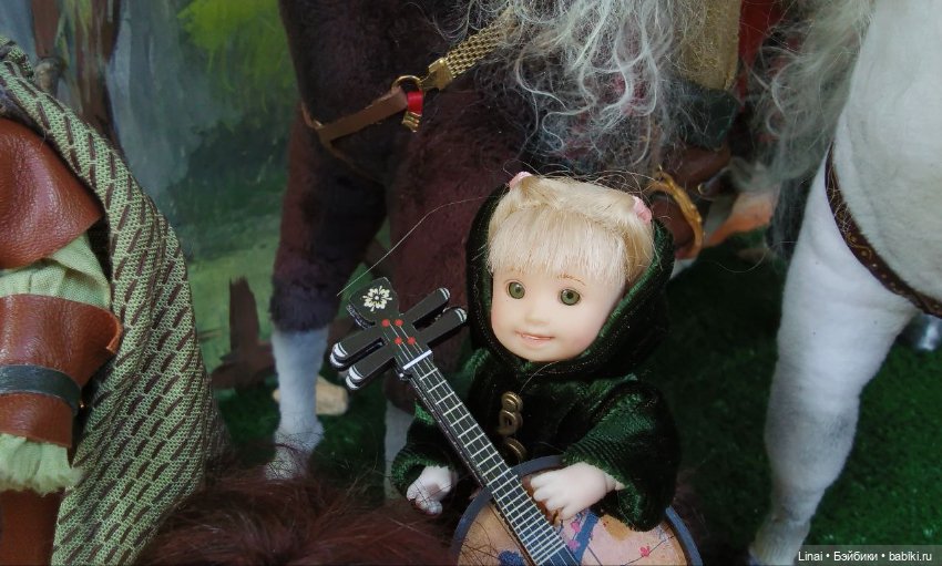 У той беды одно начало - сидела девушка, скучала