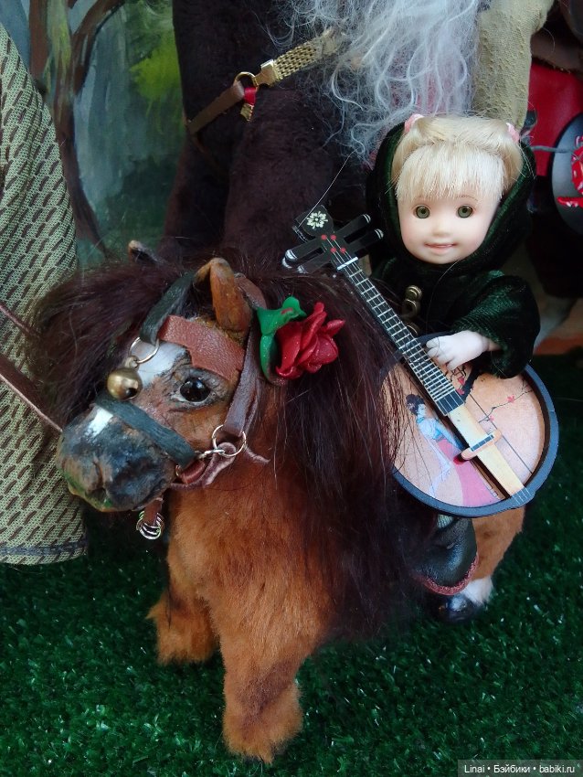 У той беды одно начало - сидела девушка, скучала