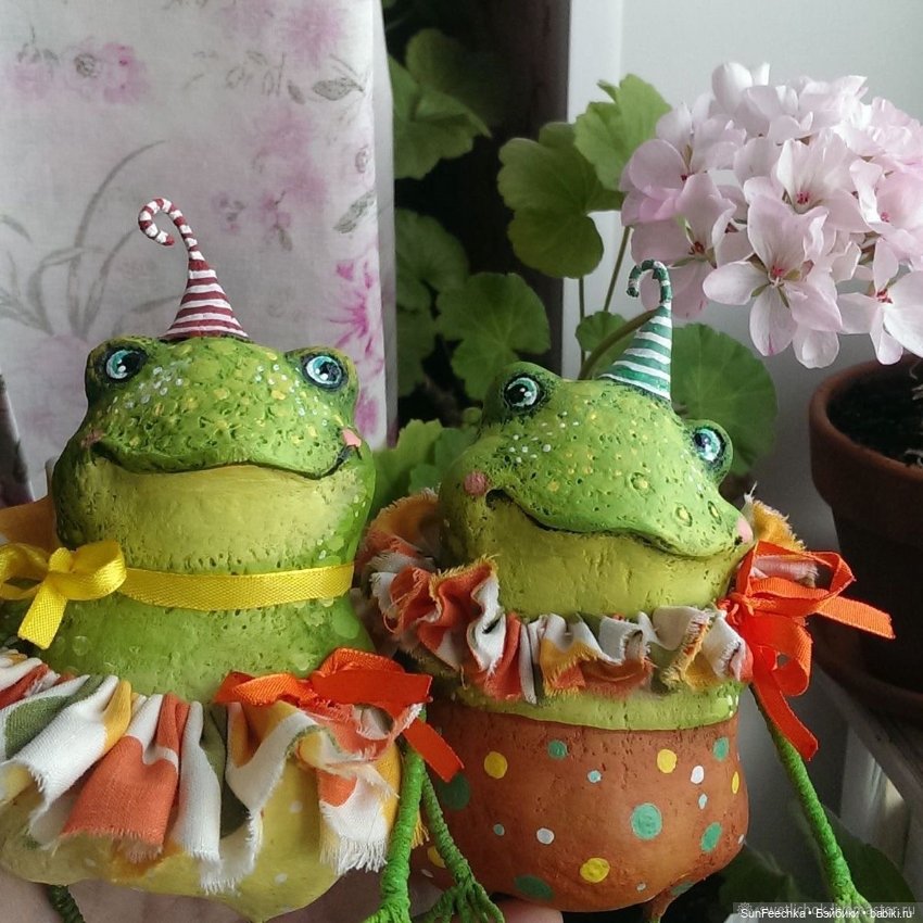 Лягушки - игрушки. Фотоподборка (фото 7)