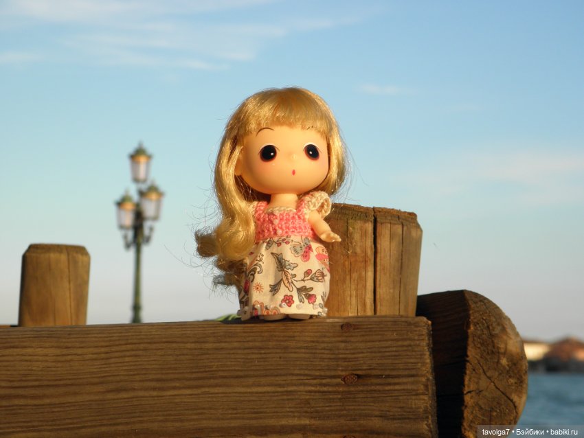 Лугнасад и фотографии из Венеции