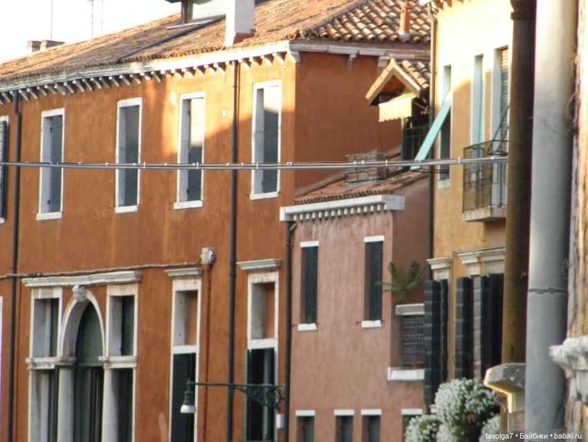 Лугнасад и фотографии из Венеции