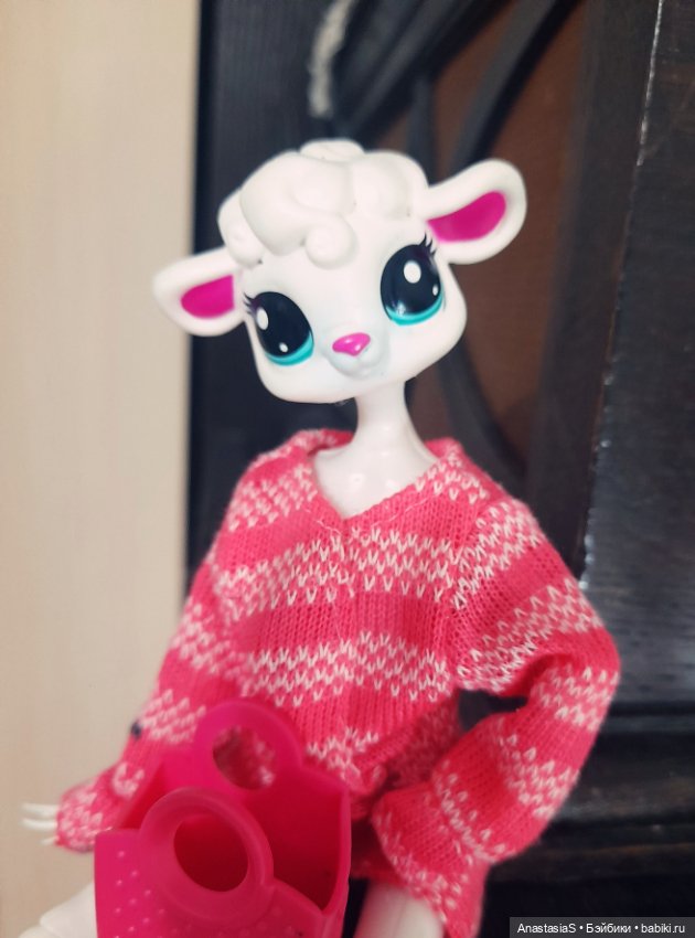 Переделкино — Коллекции игровых кукол (Playline): фото полок